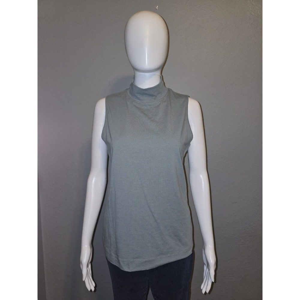 NWT Athleta Outbound Tank Sage Green Athleisure Yoga Running Lightweight Sz S
